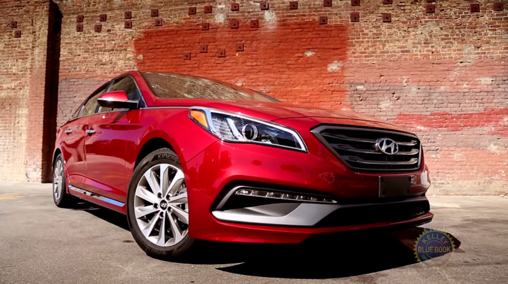 Hyundai Sonata 2015 -  Sự lựa chọn đáng "đồng tiền bát gạo"